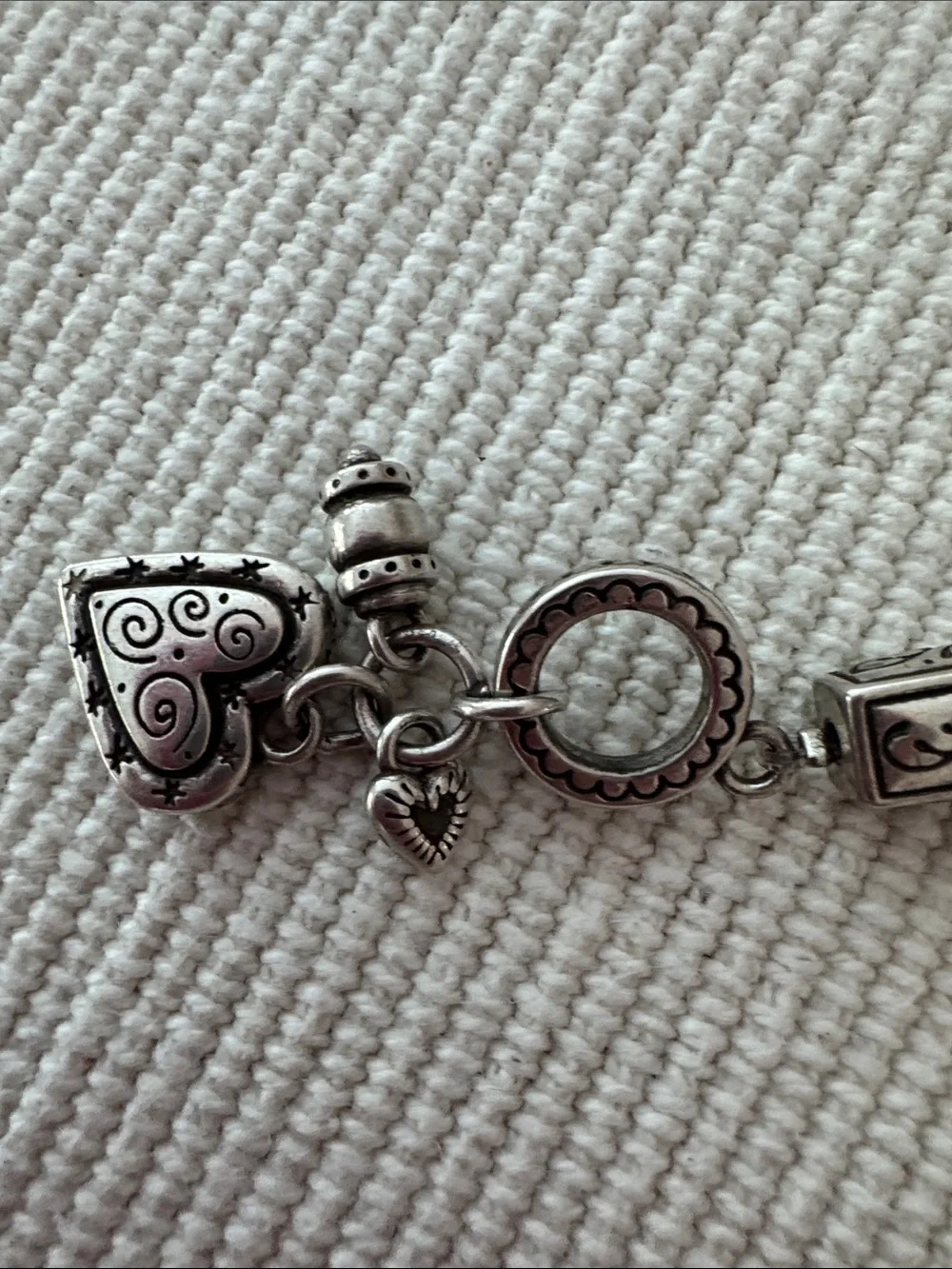 Green Beaded Silver-Accent Bracelet with Heart Charm - Picture 10 of 11